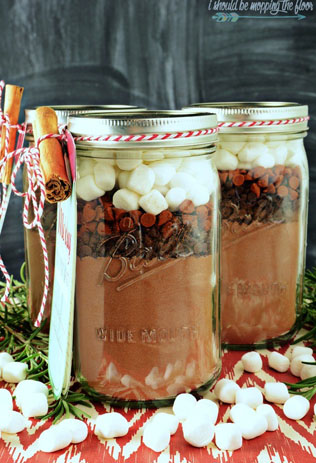 Согреваемся: какао и шоколадный бар на зимней свадьбе 