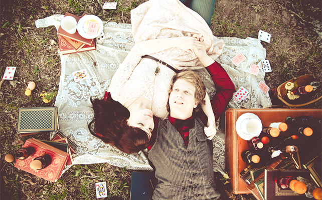 Фотосессия жениха и невесты на природе 