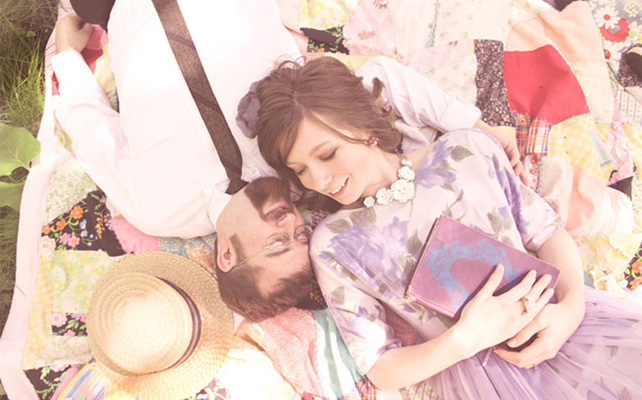 Фотосессия жениха и невесты на природе 