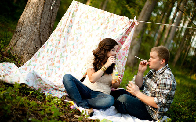 Фотосессия жениха и невесты на природе 