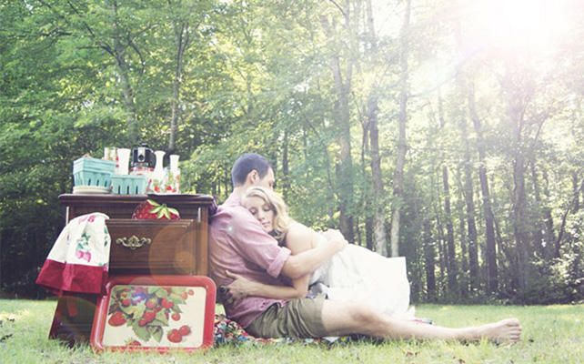 Фотосессия жениха и невесты на природе 