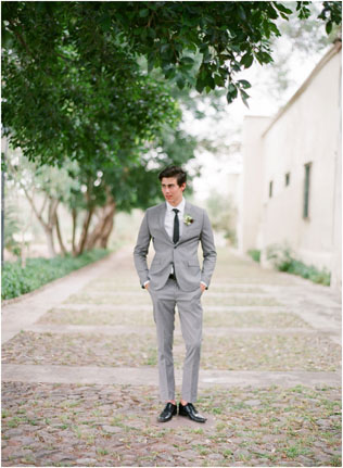 Свадебный костюм для межсезонья, жених