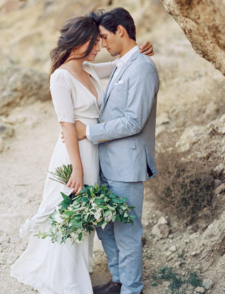 Свадебный костюм для межсезонья, жених и невеста