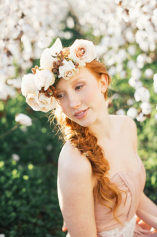 Косы и плетения: 80 летних причесок для невест 