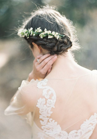 Косы и плетения: 80 летних причесок для невест 