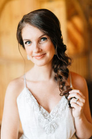 Косы и плетения: 80 летних причесок для невест 