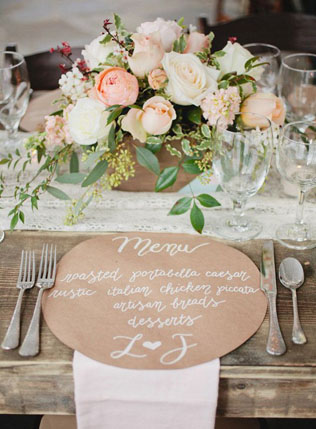 Крафт-бумага: 40 идей для свадебного вдохновения 