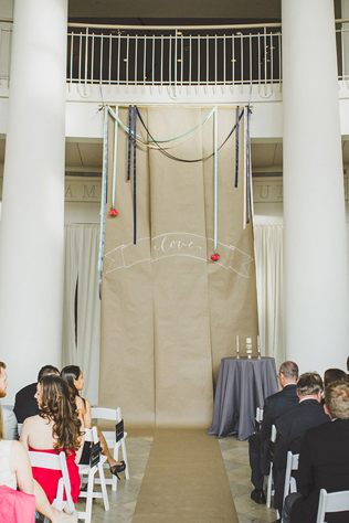 Крафт-бумага: 40 идей для свадебного вдохновения 