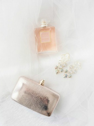 Выбор The-wedding.ru: самые красивые клатчи для невест 