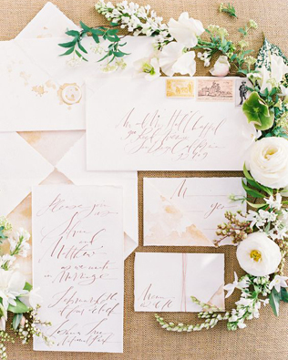 Вдохновение: самые красивые приглашения для летней свадьбы 
