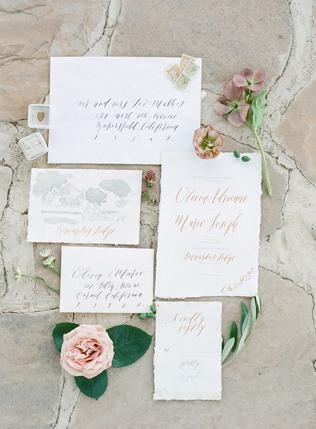 Вдохновение: самые красивые приглашения для летней свадьбы 