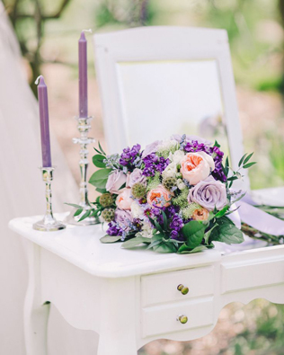 Кристалломания: оттенки аметиста для свадьбы мечты 