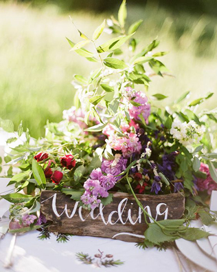 Кристалломания: оттенки аметиста для свадьбы мечты 