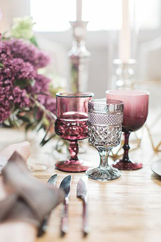 Кристалломания: оттенки аметиста для свадьбы мечты 