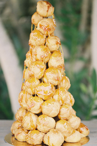 Крокембуш: 26 вариантов для изысканной свадьбы 