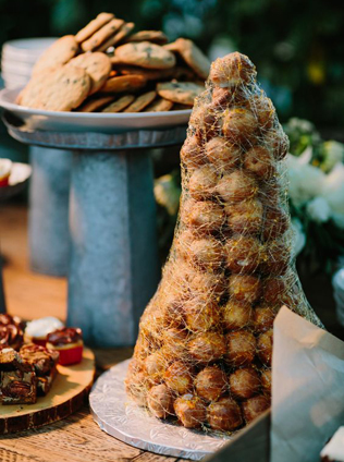 Крокембуш: 26 вариантов для изысканной свадьбы 