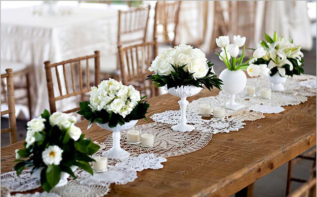 Кружево в декоре свадьбы - свадебный стол, флористика
