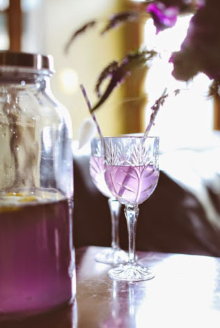 Лавандовая свадьба