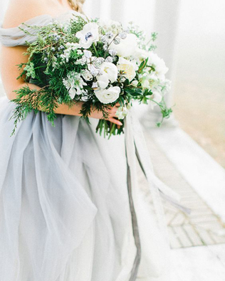 Леденящий иней: свадьба в голубых тонах 