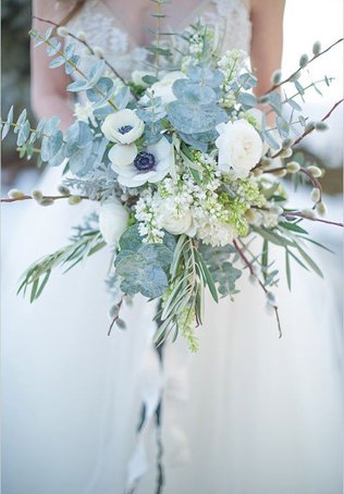 Леденящий иней: свадьба в голубых тонах 