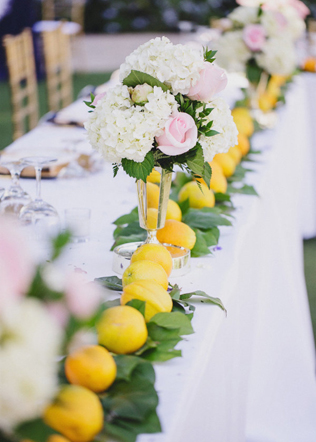 Свадьба в деталях: яркие лимоны для декора 