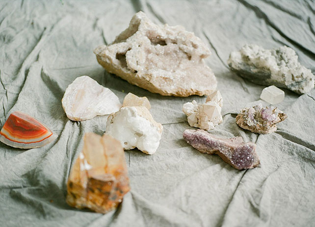 Необычный образ невесты: лесные эльфы, камни