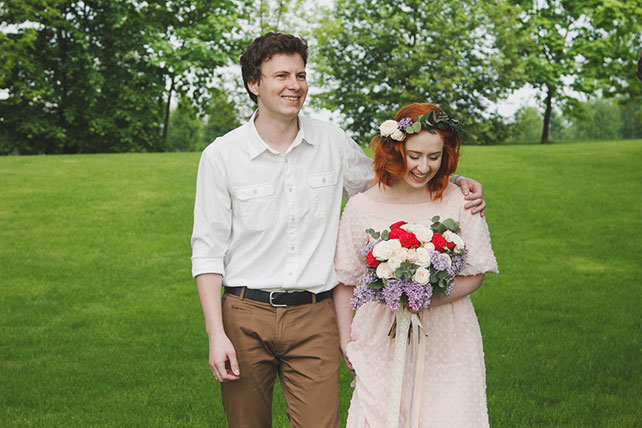 Летняя love story в парке, жених и невеста в парке