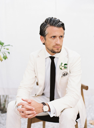 Льняной костюм: стильные идеи для жениха 