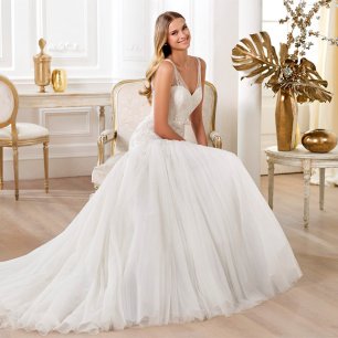 Свадебные платья Pronovias 2014: коллекция «Fashion»