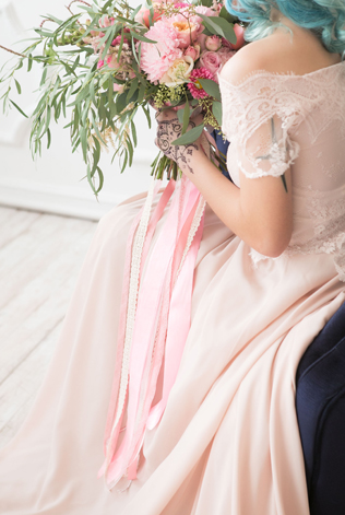 Мария Карих, Page of love 