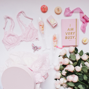 Что скрывается под платьем? Выбираем бельё для невесты