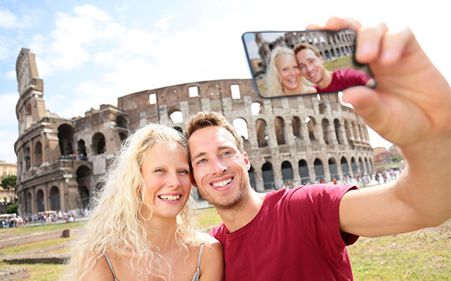 селфи пары со свадебного путешествия