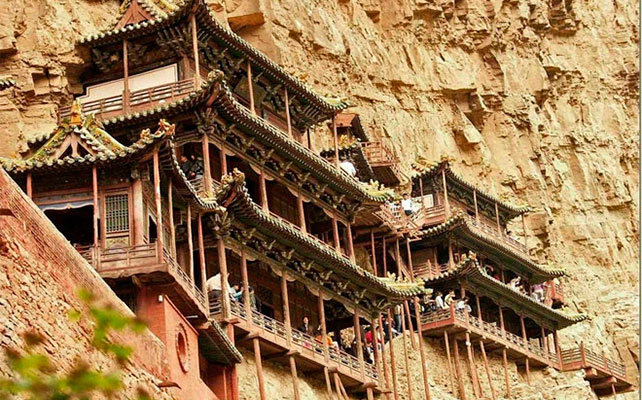 горные монастыри Китая