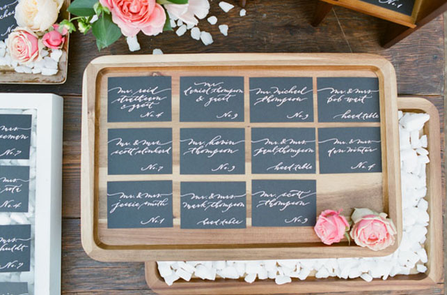 Меловая доска на свадьбе: 74 стильные идеи, рассадочные карточки 