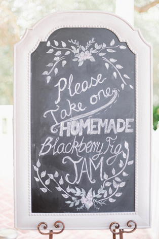 Меловая доска на свадьбе: 74 стильные идеи 