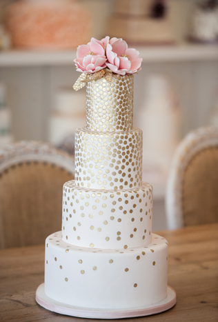 Мерцание золота: 80 идей для свадьбы мечты, свадебный торт