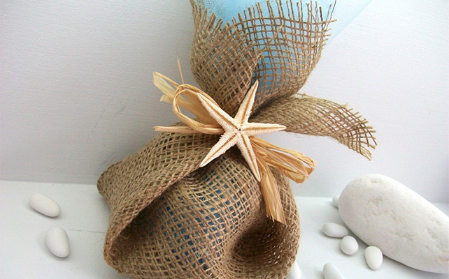 Подарки для гостей из мешковины