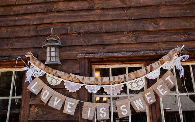 Флажки для фотосессии из мешковины