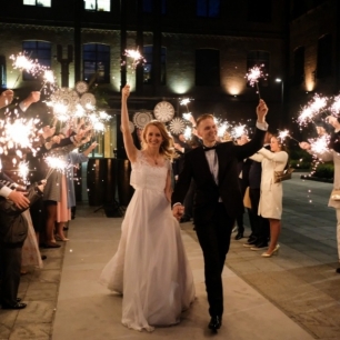 Как эффектно завершить свадебное торжество?