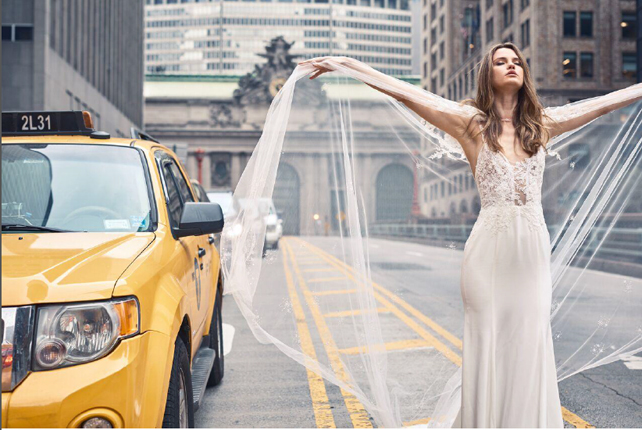 Коллекция свадебных платьев Monique Lhuillier весна 2018 