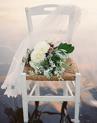 Must have свадебной фотосессии 2015: утро невесты в лесу - The-wedding.ru