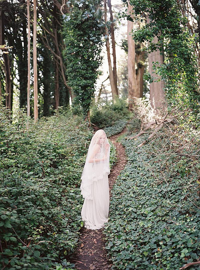 Must have свадебной фотосессии 2015: фотосессия в лесу - The-wedding.ru