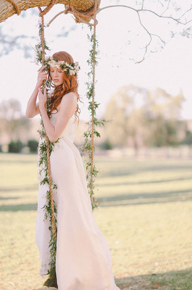 Must have свадебной фотосессии 2015:  качели на свадьбе - The-wedding.ru