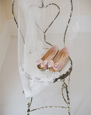 Must have свадебной фотосессии 2015: туфли невесты - The-wedding.ru