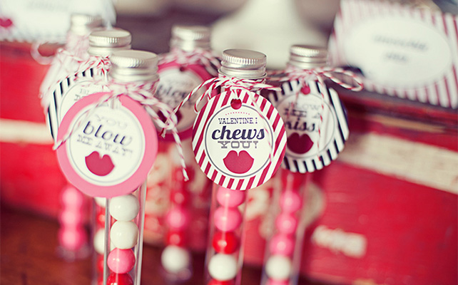 Наполнение подарков для гостей