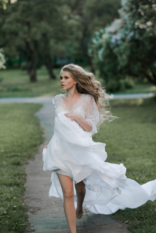 Как справиться с напряжением при покупке свадебного платья 