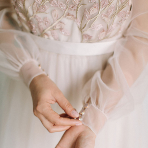 Миссия выполнима: как выбрать идеальное свадебное платье и сэкономить бюджет