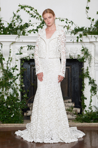 Неделя свадебной моды: 50 самых красивых платьев для осени 2018 