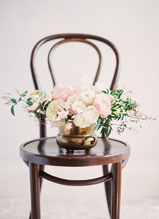 Летняя свадьба: нежные оттенки пудры, букет невесты 