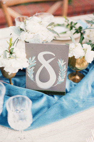 Детали: 55 оригинальных номеров для свадебных столов 